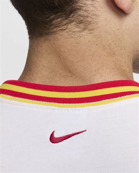 Liverpool FC .